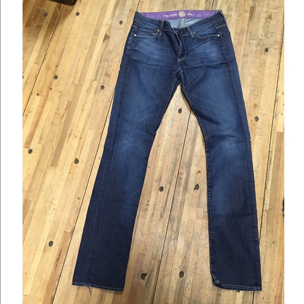 Skinny jeans